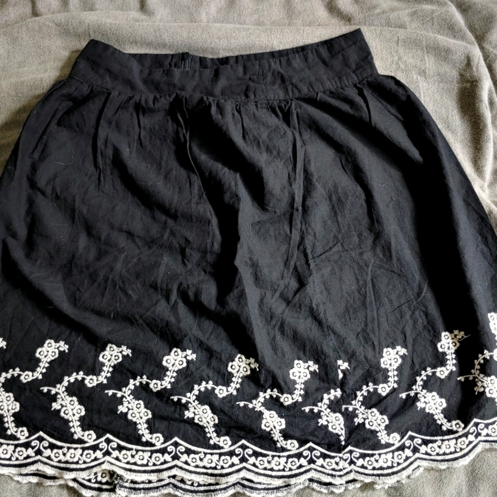 High waisted skirt